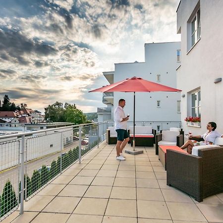 Hotel Vila Viola Luhacovice Bagian luar foto