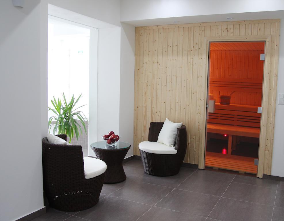 Hotel Vila Viola Luhacovice Bagian luar foto